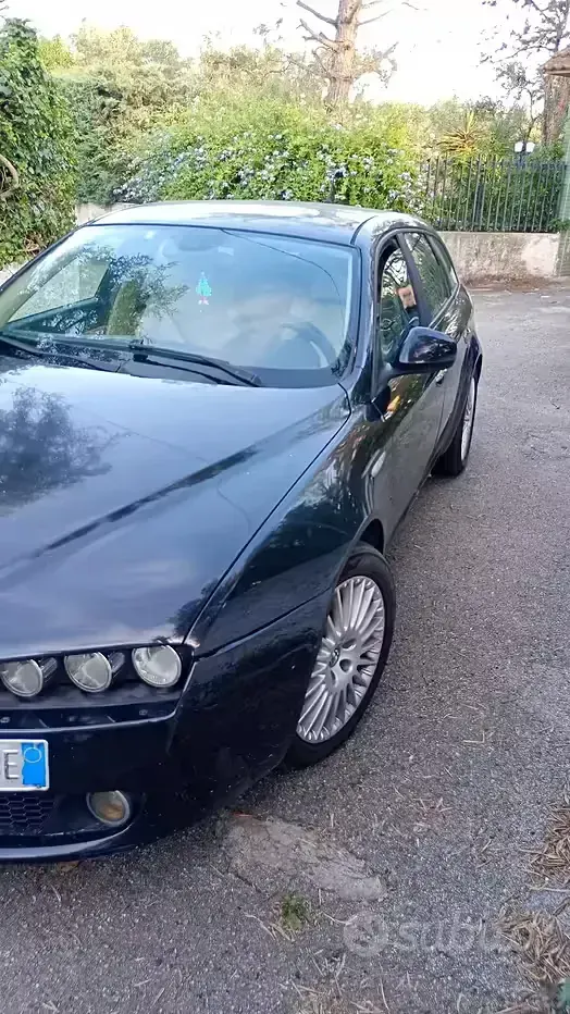 Usata Alfa Romeo 159 150 CV (110 kW) 2007 Nero Station wagon