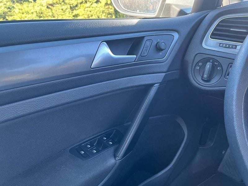 Usata VW Golf VII Trendline 90 CV (66 kW) 2016 Argento Berlina