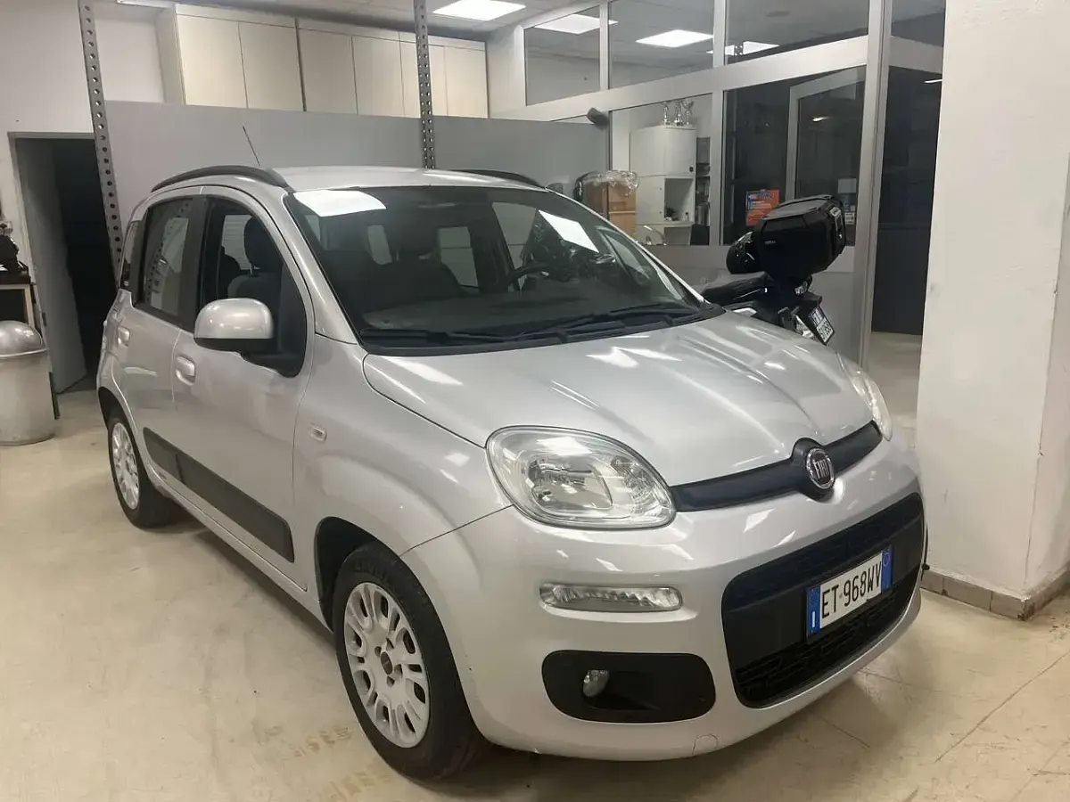 Usata Fiat Panda Easy 69 CV (50 kW) 2014 Argento Utilitaria