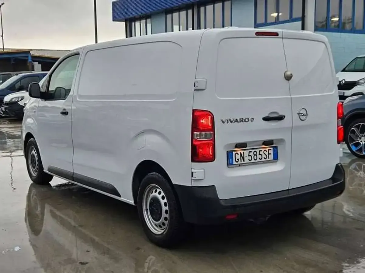Usata Opel Vivaro-e Combi Enjoy 68 CV (50 kW) 2023 Bianco Monovolume