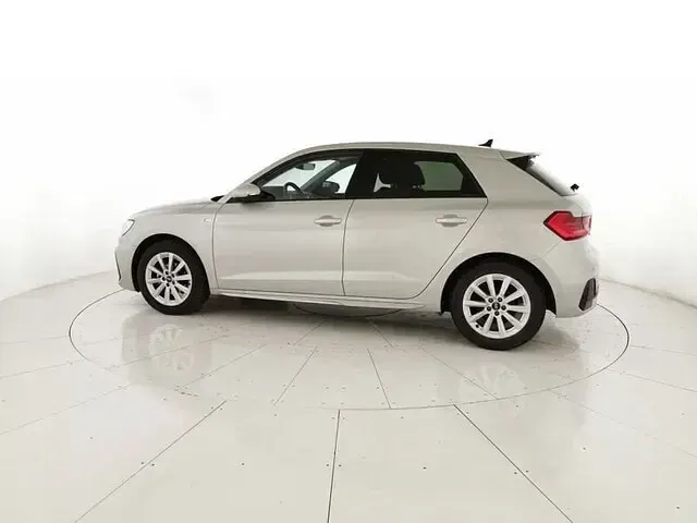 Usata Audi A1 Sportback Comfort 95 CV (69 kW) 2025 Bianco Utilitaria