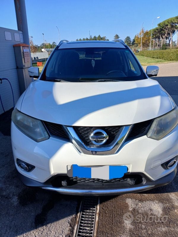 Bianco Usata 2016 Nissan X-Trail SUV | 11.500 € (Ottimo prezzo) - Immagine 1/4
