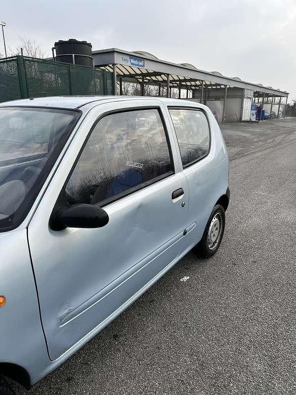 Usata Fiat Seicento Young 39 CV (28 kW) 2000 Utilitaria