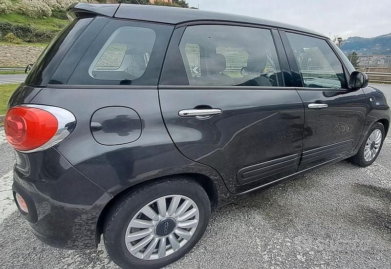 Usata Fiat 500L Business 95 CV (69 kW) 2017 Grigio Monovolume