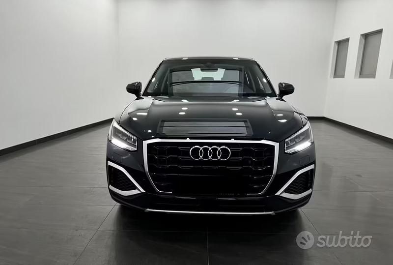 Usata Audi Q2 Advanced 150 CV (110 kW) 2023 Grigio SUV