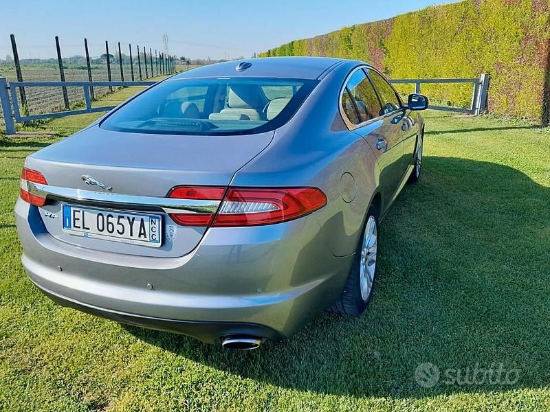 Usata Jaguar XF 190 CV (139 kW) 2012 Berlina