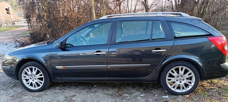 Usata Renault Laguna II Initiale 120 CV (88 kW) 2002 Grigio Station wagon