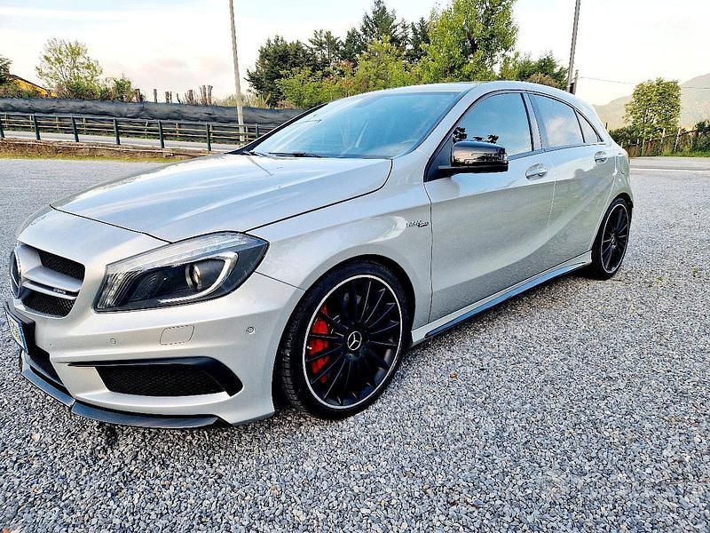 Usata Mercedes A45 AMG AMG 381 CV (280 kW) 2015 Grigio Utilitaria