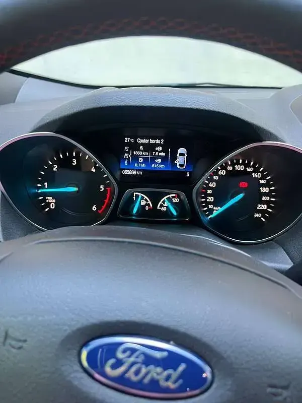Usata Ford Kuga ST-Line 120 CV (88 kW) 2019 Grigio SUV