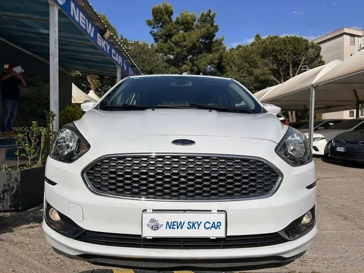 Begagnad Ford Ka Ultimate 86 HK (63 kW) 2019 Vit Sedan