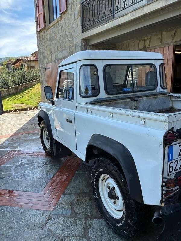 Usata Land Rover Defender 122 CV (89 kW) 2005 Bianco SUV