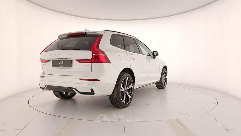 Nuova Volvo XC60 Ultra 253 CV (186 kW) 2025 Bianco SUV