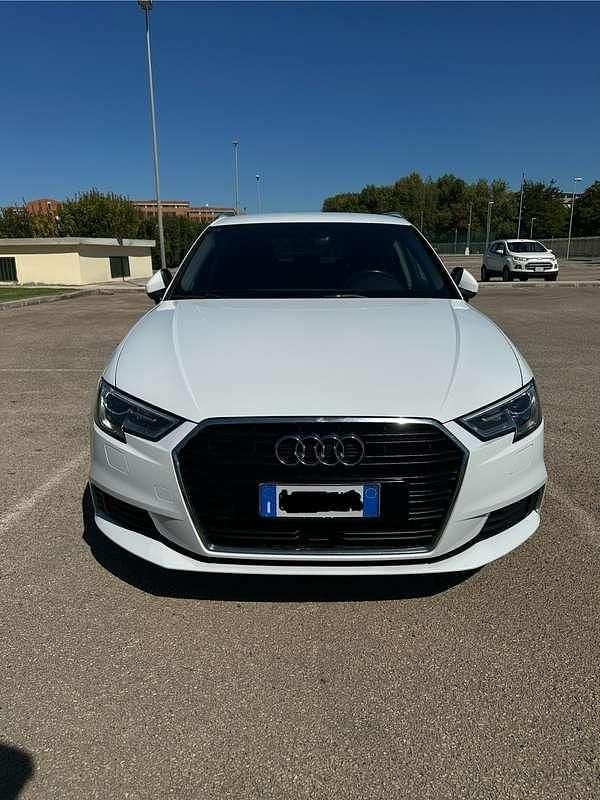 Usata Audi A3 131 CV (96 kW) 2020 Berlina