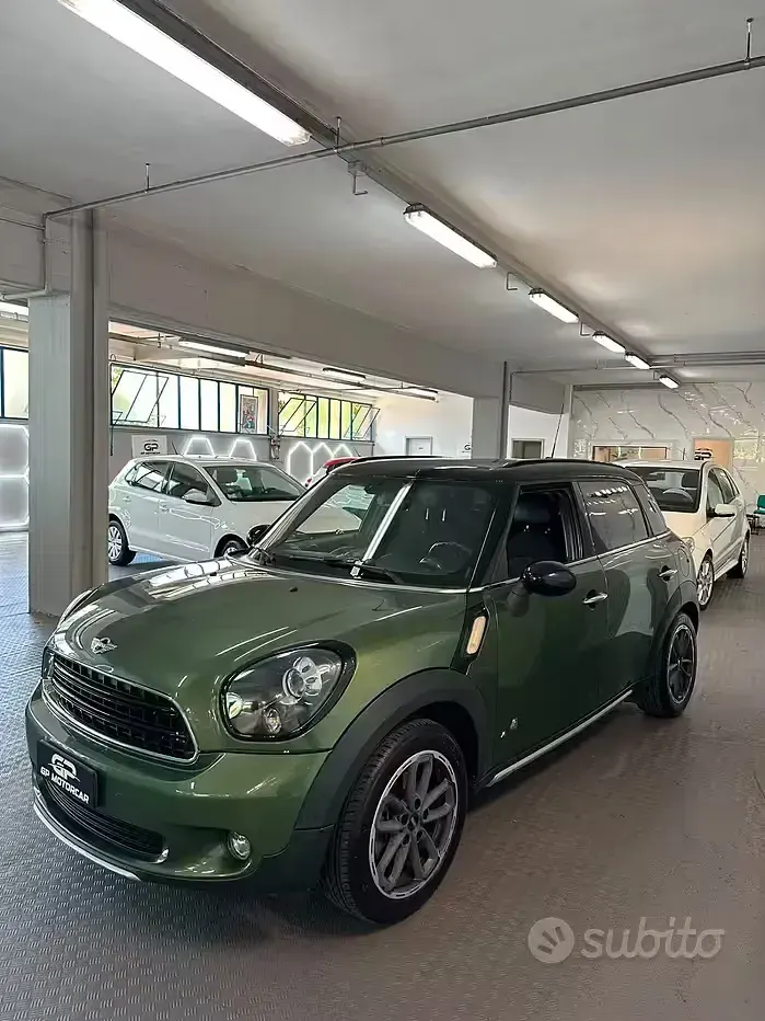 Usata Mini Cooper D Countryman Business 111 CV (81 kW) 2014 Verde SUV