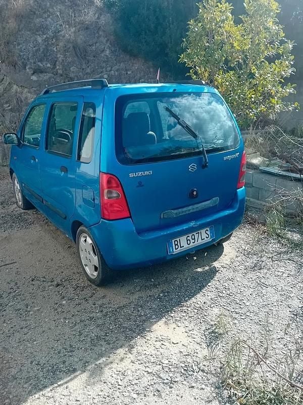 Usata Suzuki Wagon R 2001 Monovolume