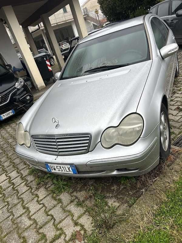 Usata Mercedes C180 Elegance 122 CV (89 kW) 2000 Berlina