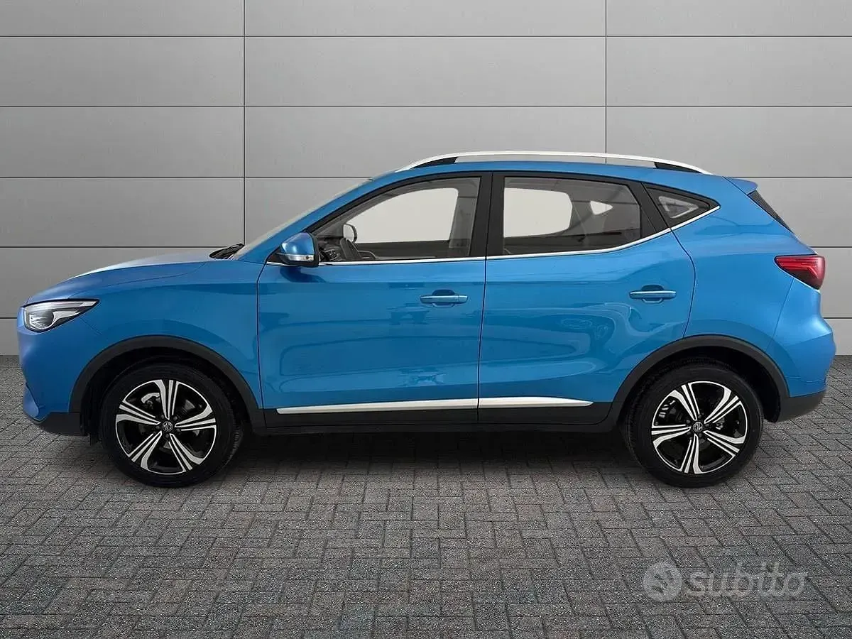 Usata MG ZS Comfort 106 CV (77 kW) 2022 Bluazzurro SUV