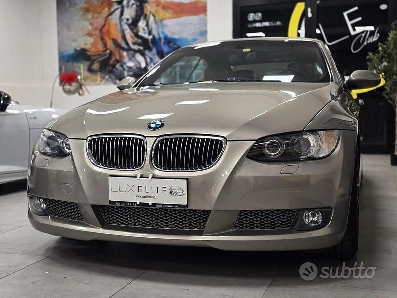 Marrone Usata 2007 BMW 335 Cabriolet Efficient Dynamics Cabrio | 23.499 € (Cara) - Immagine 1/4