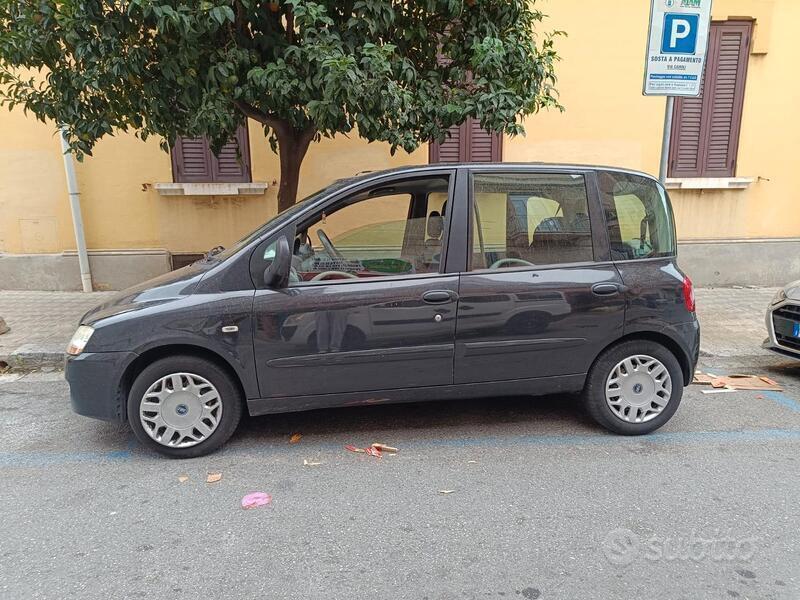 Usato 2005 Fiat Multipla 1.9 Diesel 116 CV (2.500 €)
