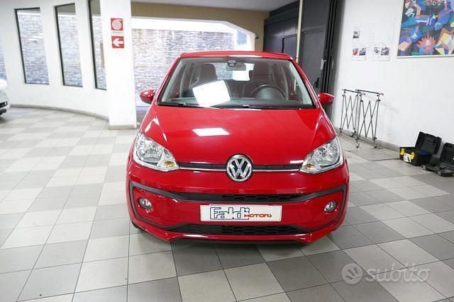Usata VW up! high up! 68 CV (50 kW) 2019 Rosso Utilitaria