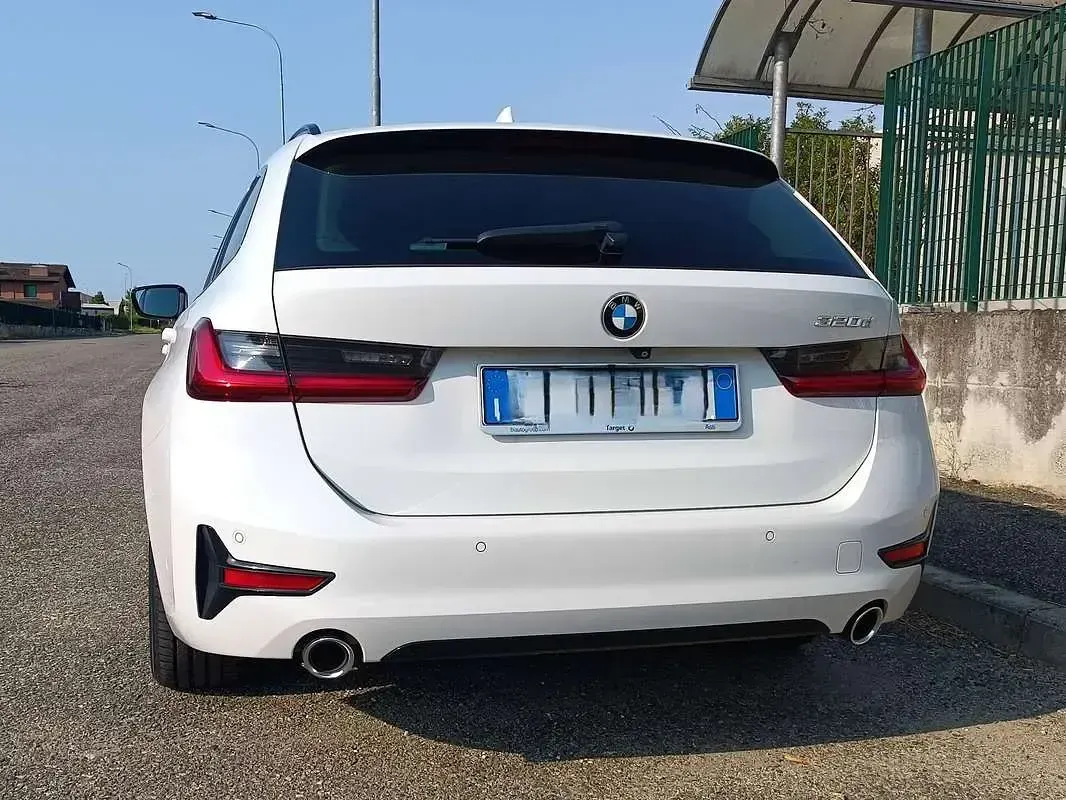 Usata BMW 320 Sport Line 190 CV (139 kW) 2020 Bianco Station wagon