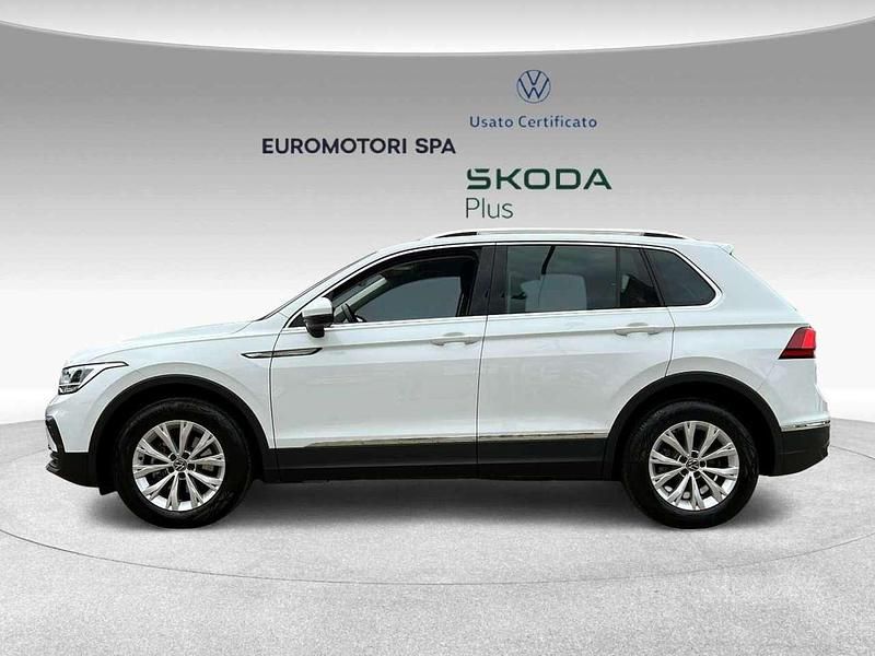 Usata VW Tiguan Life 150 CV (110 kW) 2021 Bianco SUV