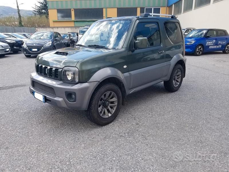 Verde Usata 2016 Suzuki Jimny SUV | 14.800 € (Cara) - Immagine 1/4