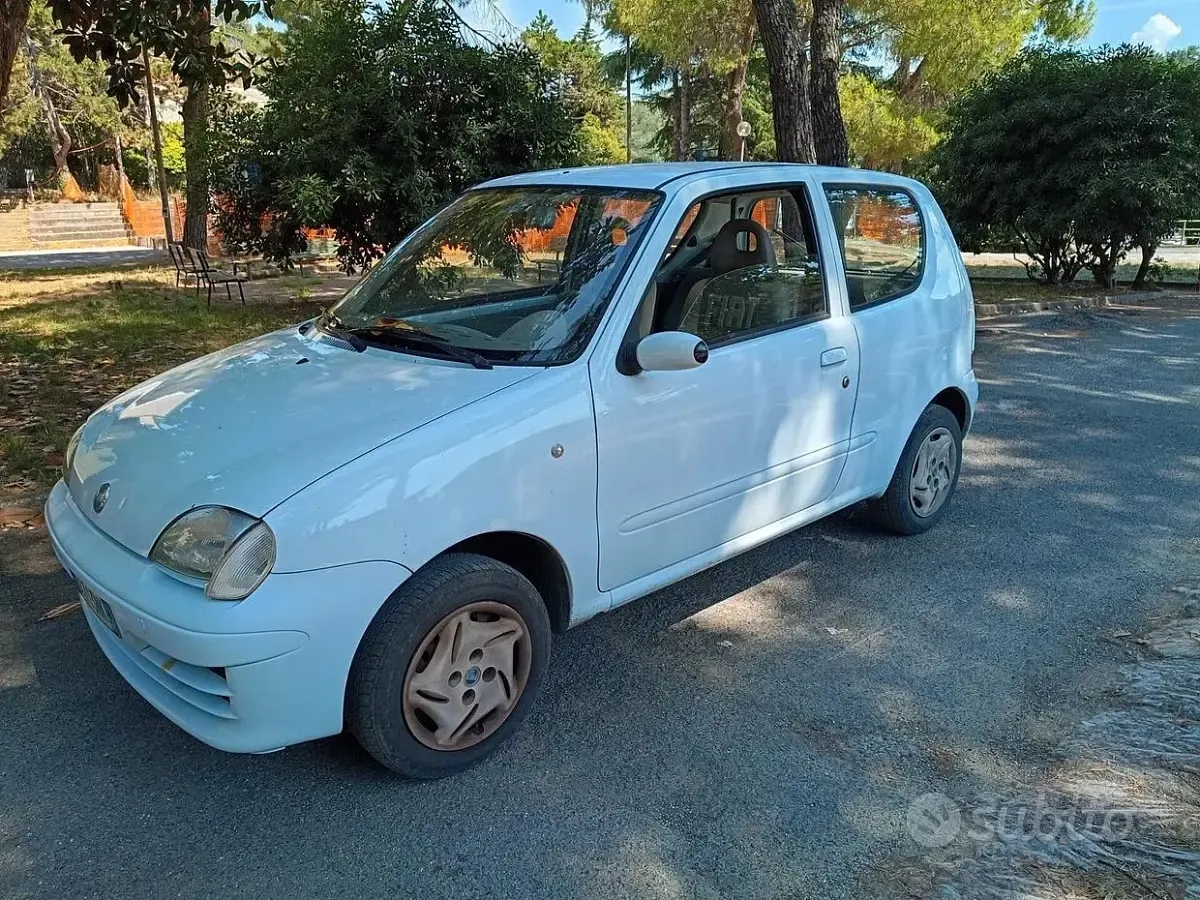Usata Fiat 600 Anniversary 54 CV (39 kW) 2007 Blu Utilitaria