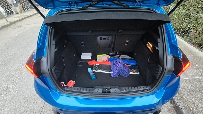 Usata Ford Focus ST-Line X 101 CV (74 kW) 2023 Blu Berlina