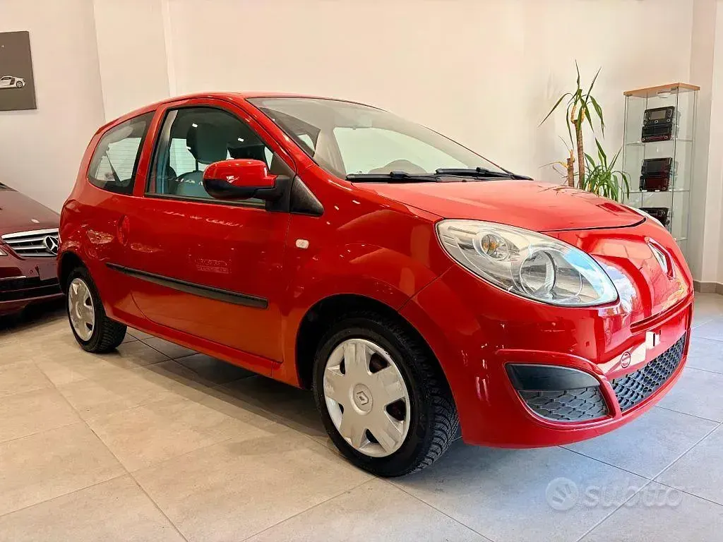 Usata Renault Twingo 75 CV (55 kW) 2012 Rosso Utilitaria