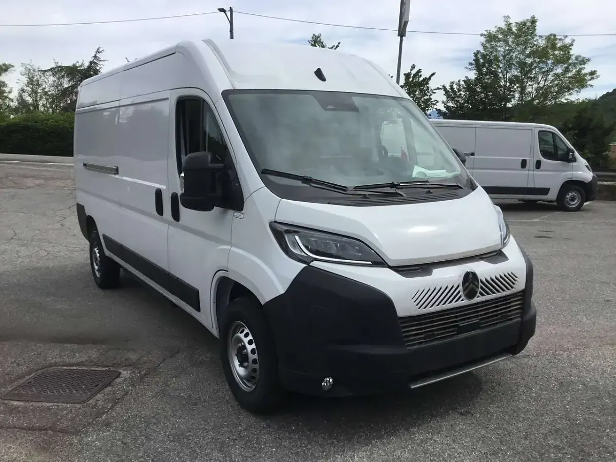 Nuova Citroën Jumper 200 kW (272 CV) 2026 Bianco Monovolume