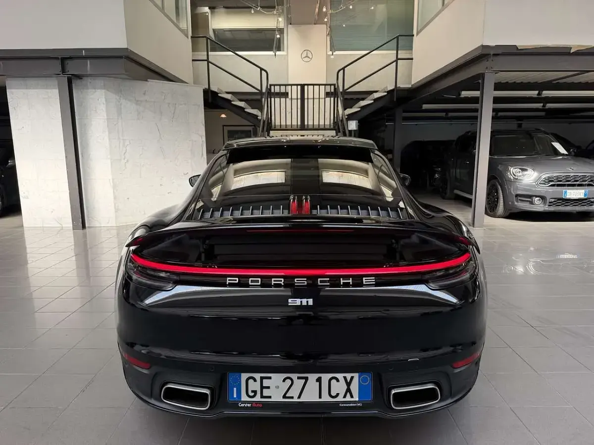 Usata Porsche 911 Carrera 4 385 CV (283 kW) 2021 Other Coupé