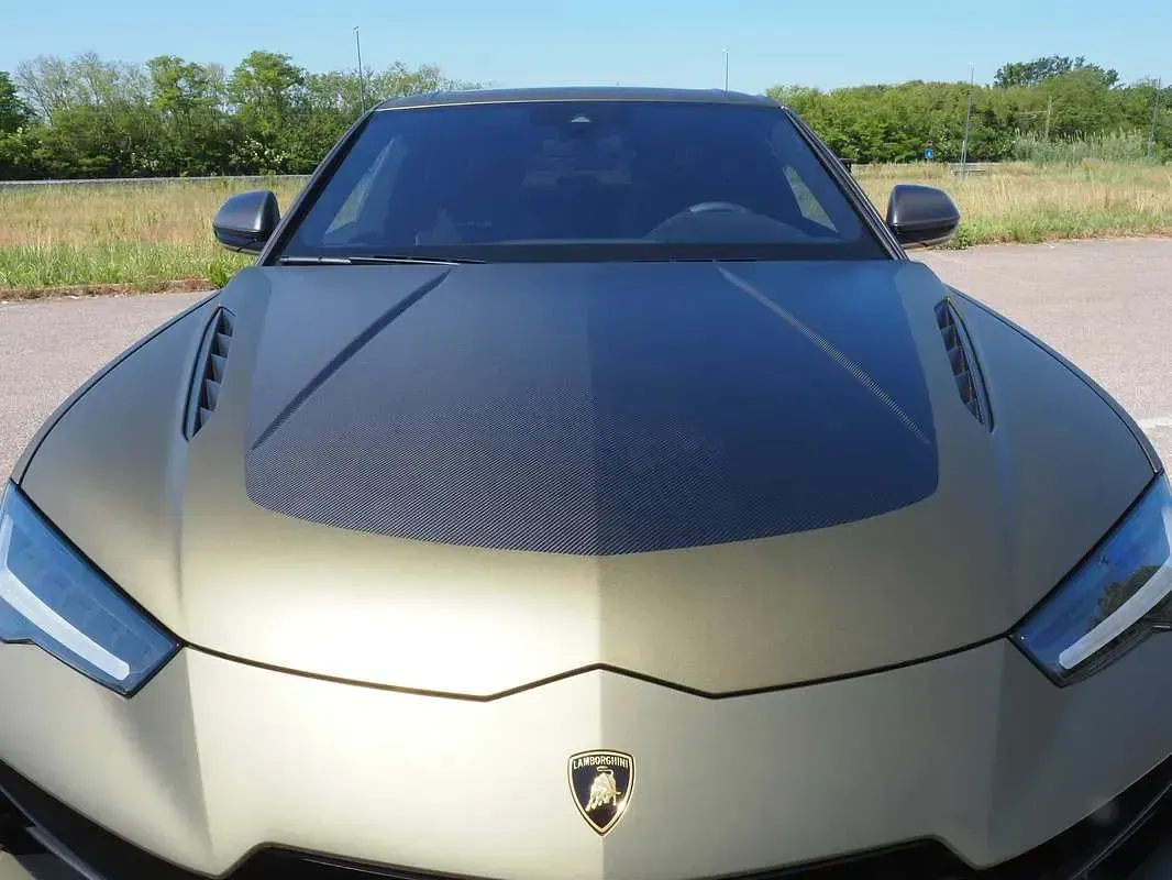Nuova Lamborghini Urus 666 CV (489 kW) 2025 SUV