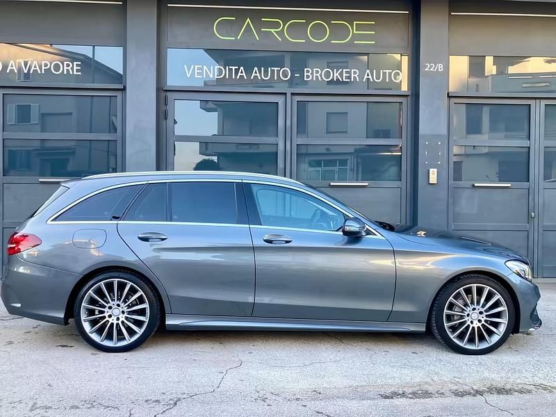 Usata Mercedes C220 AMG 169 CV (124 kW) 2016 Grigio Station wagon