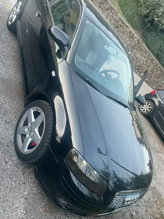 Usata Audi A3 105 CV (77 kW) 2005 Nero Utilitaria