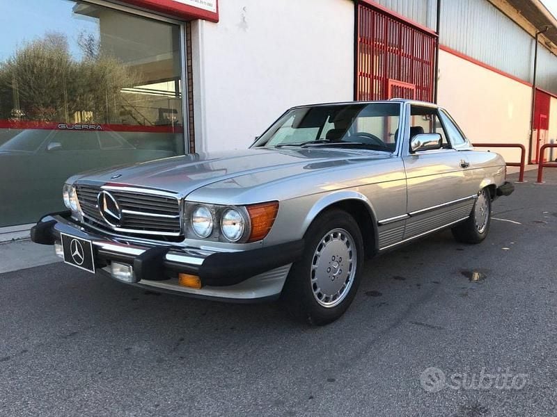 Usata Mercedes 560 231 CV (169 kW) 1987 Cabrio