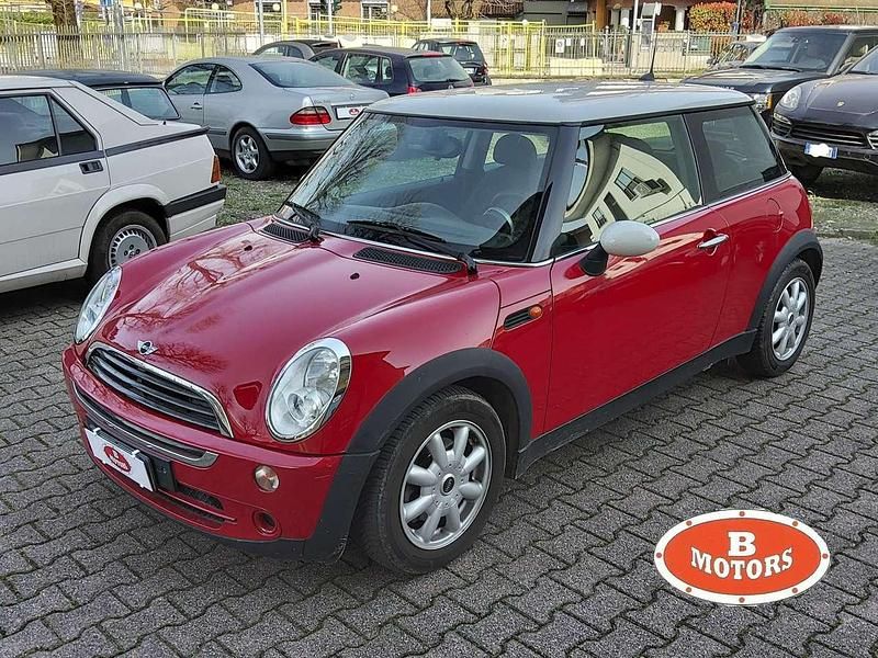 Usata Mini ONE 90 CV (66 kW) 2006 Rosso Utilitaria