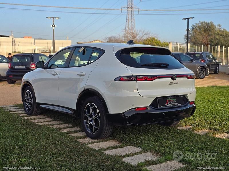Usata Alfa Romeo Tonale Sprint 131 CV (96 kW) 2024 Bianco SUV