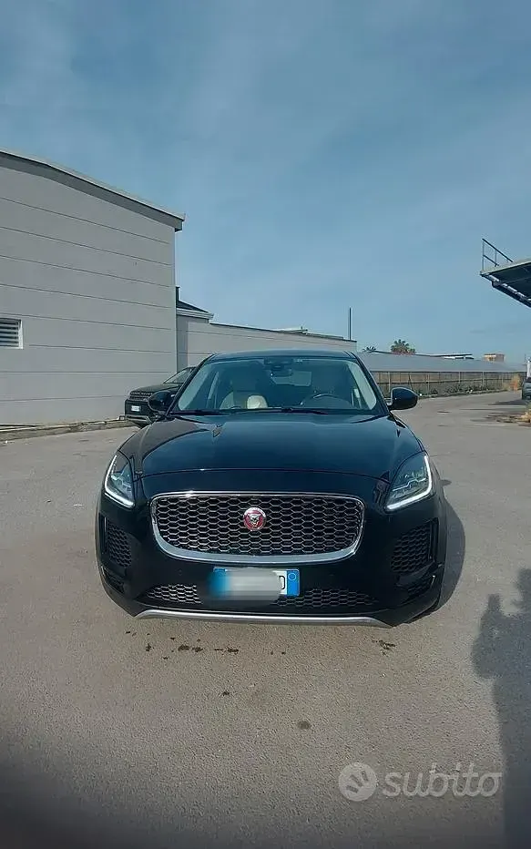 Usata Jaguar E-Pace 200 CV (147 kW) 2019 SUV