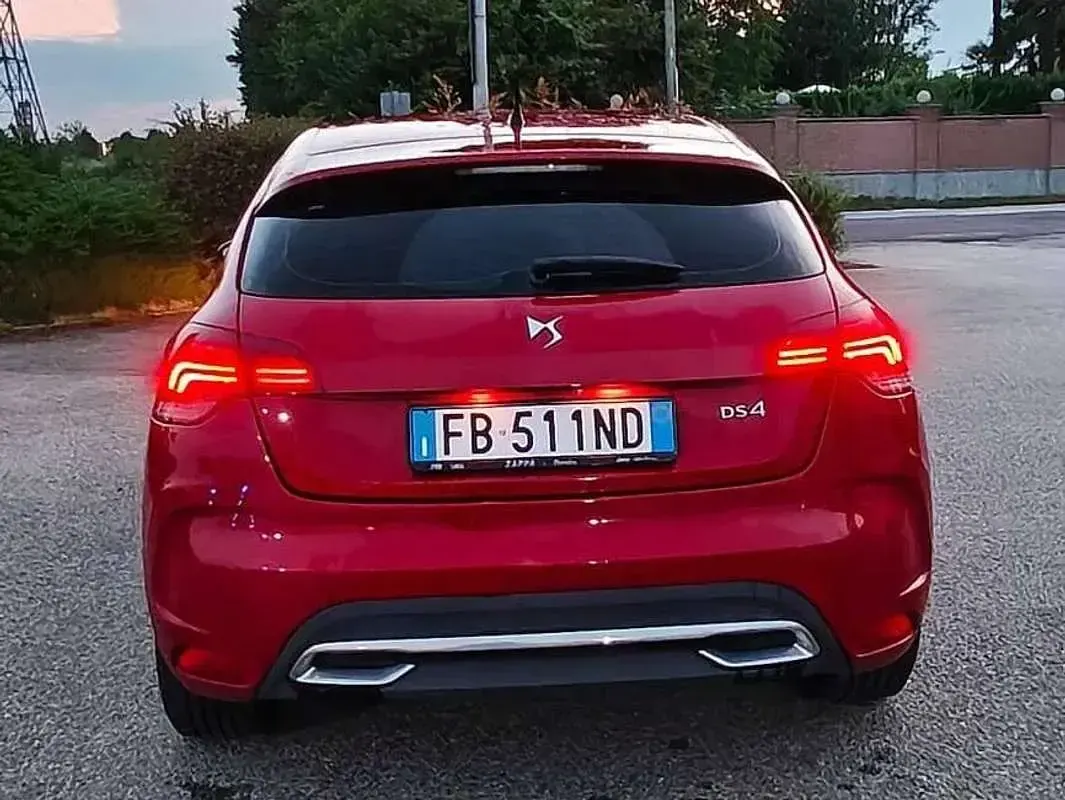 Usata DS Automobiles DS4 Business 120 CV (88 kW) 2015 Rosso Berlina