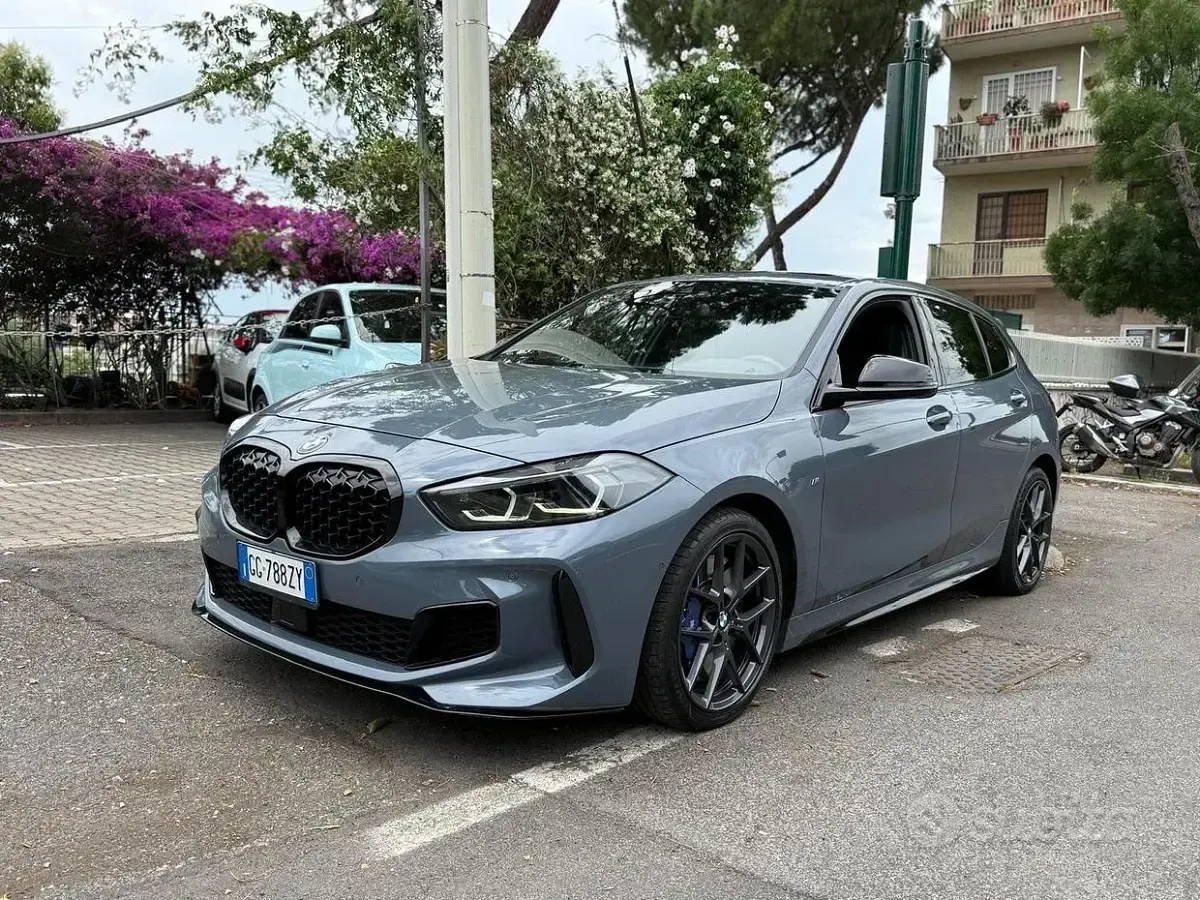 Usata BMW 135 M Sport 306 CV (225 kW) 2022 Grigio Utilitaria