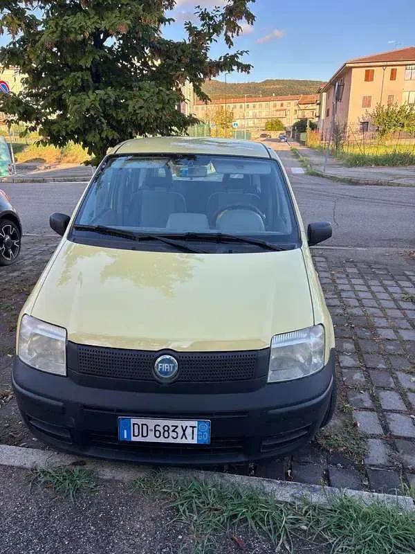 Usata Fiat Panda 54 CV (39 kW) 2006 Giallo Utilitaria
