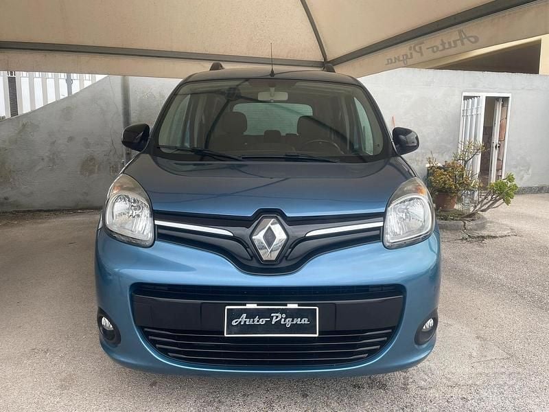 Usata Renault Kangoo LIMITED 110 CV (80 kW) 2018 Blu Monovolume