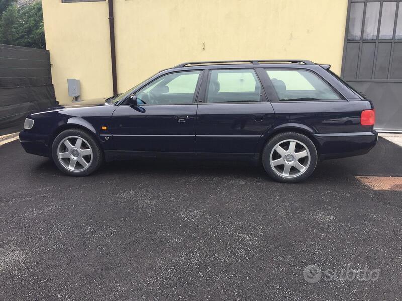 Usato 1996 Audi S6 4.2 Benzin 280 CV (27.000 €)