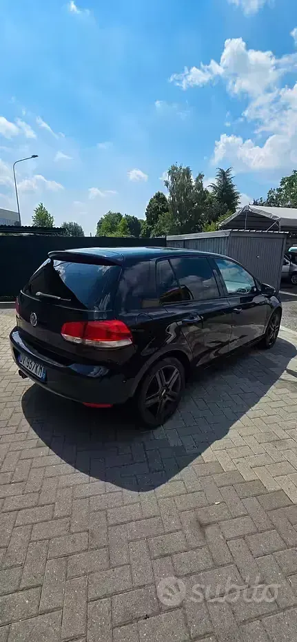 Usata VW Golf VI 110 CV (80 kW) 2009 Nero Utilitaria