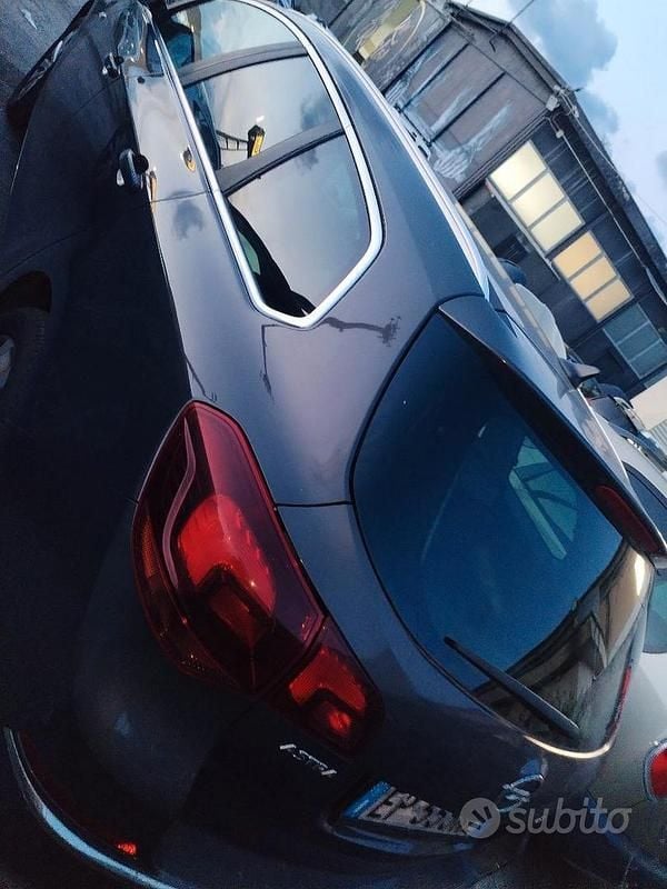 Usata Opel Astra Cosmo 130 CV (95 kW) 2012 Station wagon