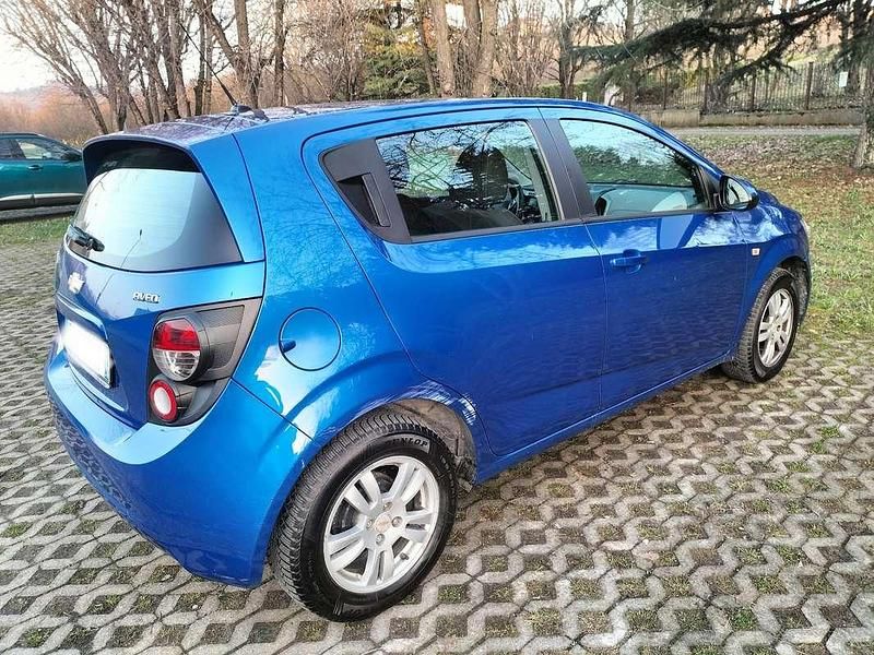 Usata Chevrolet Aveo LS 86 CV (63 kW) 2013 Berlina