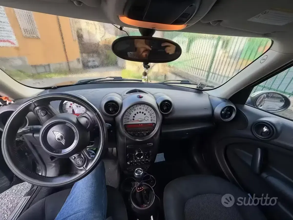 Usata Mini Countryman 111 CV (81 kW) 2011 Nero SUV