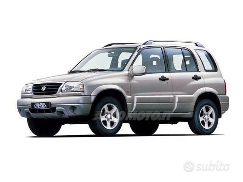 Usata Suzuki Grand Vitara 108 CV (79 kW) 2002 Grigio Station wagon