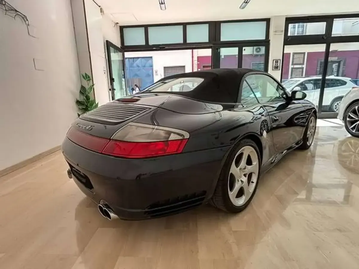 Usata Porsche 911 Carrera 4S Cabriolet 320 CV (235 kW) 2005 Blu/azzurro Cabrio